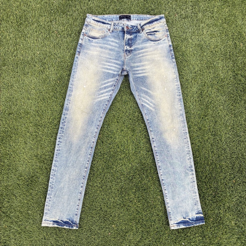Richie Le Mens 32x32 Light Wash Distressed Slim Tapered Jeans Paint Splatter